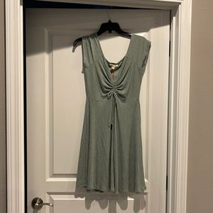 Very cute casual dress with tie in front.